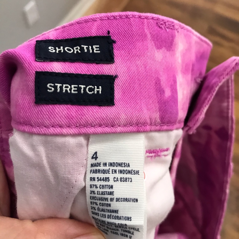 NWOT American Eagle Shortie Shorts Tie Dye 4 purple pink white - Picture 8 of 8